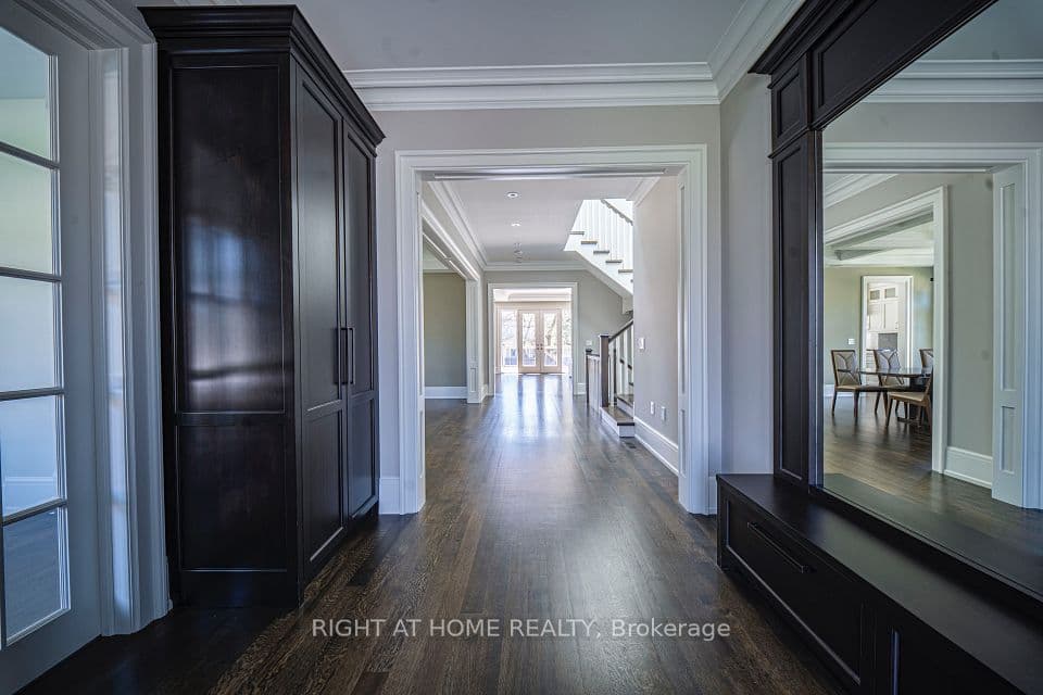2 Finchley Road, Toronto, ON M9A 2X3 – photo 3