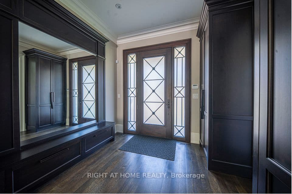 2 Finchley Road, Toronto, ON M9A 2X3 – photo 2