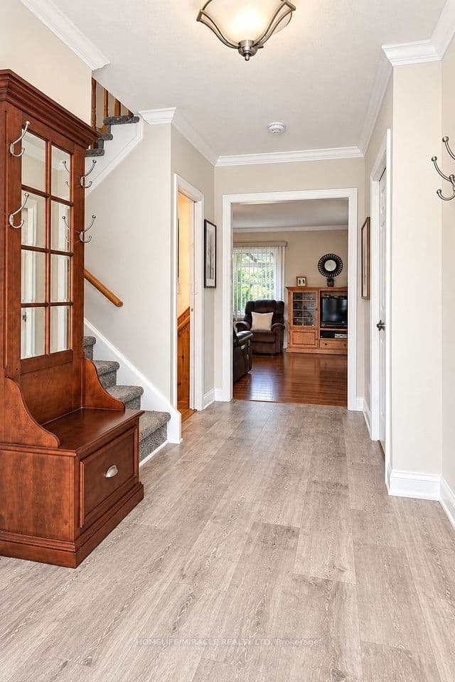 22 Murdoch Drive, Brampton, ON L6X 3Y2 – photo 3