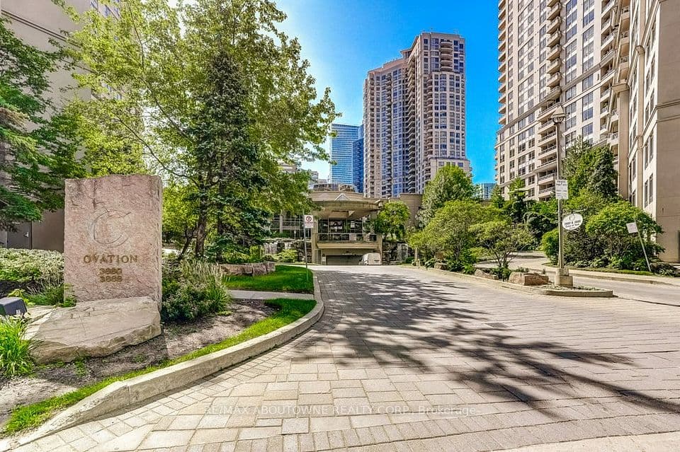 3888 Duke of York Boulevard GPH25, Mississauga, ON L5B 4P5 – photo 3