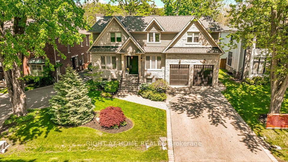 1479 Briarwood Crescent, Oakville, ON L6J 2S8 – main photo