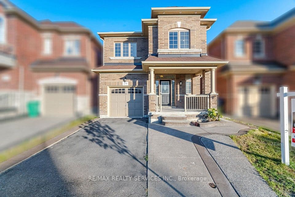 279 Remembrance Road, Brampton, ON L7A 4J5 – photo 2
