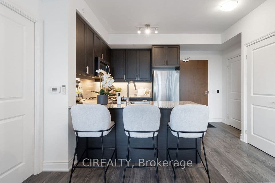 1050 Main Street E 403, Milton, ON L9T 9M3 – photo 3