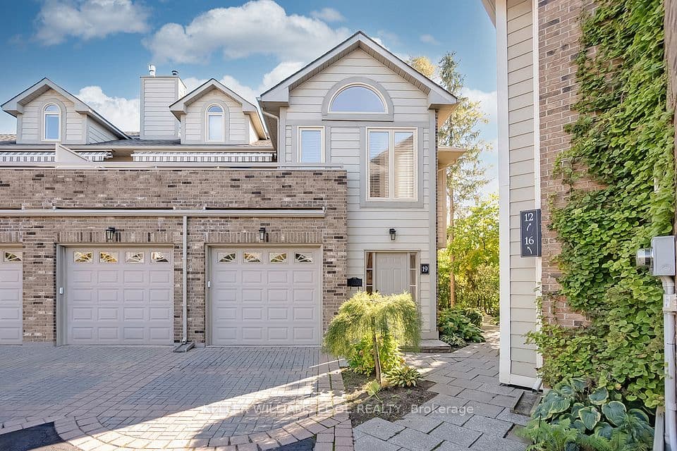 3230 New Street 19, Burlington, ON L7N 1M8 – main photo