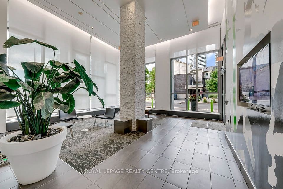 365 Prince Of Wales Drive 1105, Mississauga, ON L5B 0G6 – photo 3
