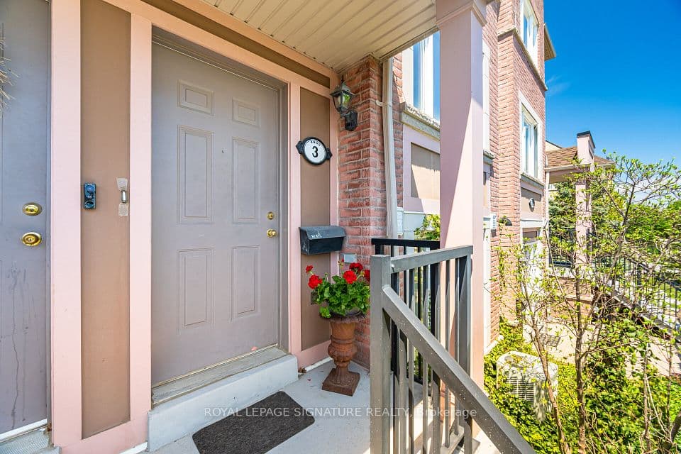 4855 Half Moon Grove 3, Mississauga, ON L5M 8C7 – main photo