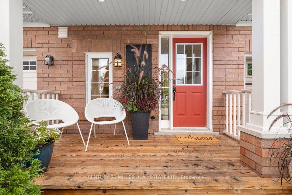 2495 Wooden Hill Circle, Oakville, ON L6M 4E3 – photo 3