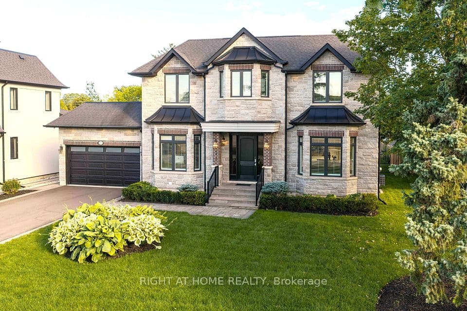 1410 Stanbury Road, Oakville, ON L6L 2J6 – main photo