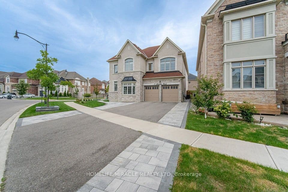 7 Anatolia Street, Brampton, ON L6P 4L3 – photo 2