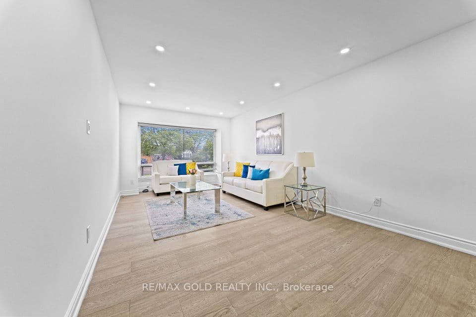 88 Goldcrest Road, Brampton, ON L6S 1G8 – photo 2