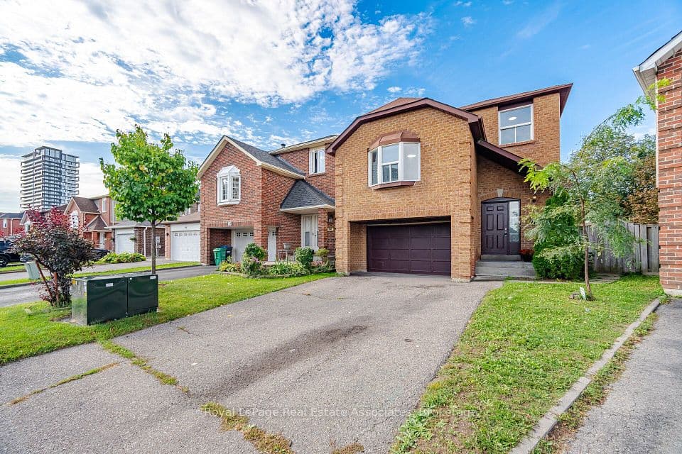 26 Sheldrake Court, Brampton, ON L6Y 2W9 – photo 3