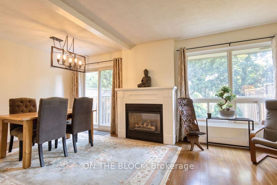 3010 Palmer Drive 1, Burlington, ON L7M 1L2 – main photo