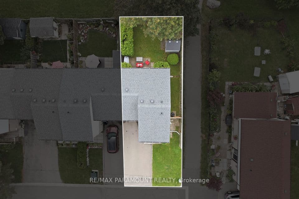16 Gleneaden Court, Brampton, ON L6S 2J7 – photo 3