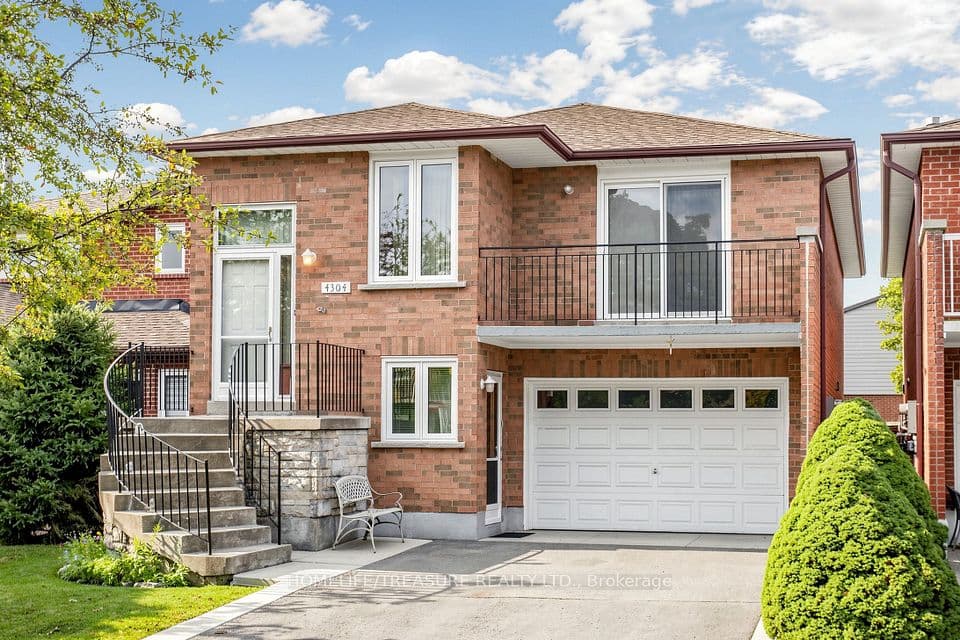 4304 Curia Crescent, Mississauga, ON L4Z 2X4 – main photo
