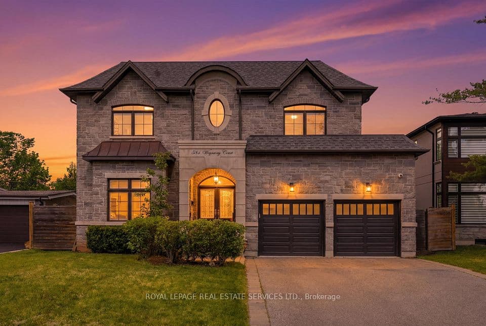 584 Weynway Court, Oakville, ON L6L 4G7 – photo 2