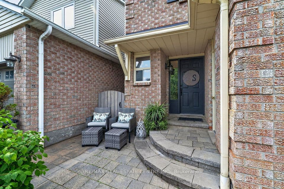 482 Vanier Drive, Milton, ON L9T 4T4 – photo 3