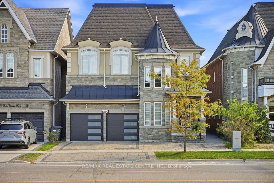 3290 Erin Centre Boulevard, Mississauga, ON L5M 0K9 – photo 2