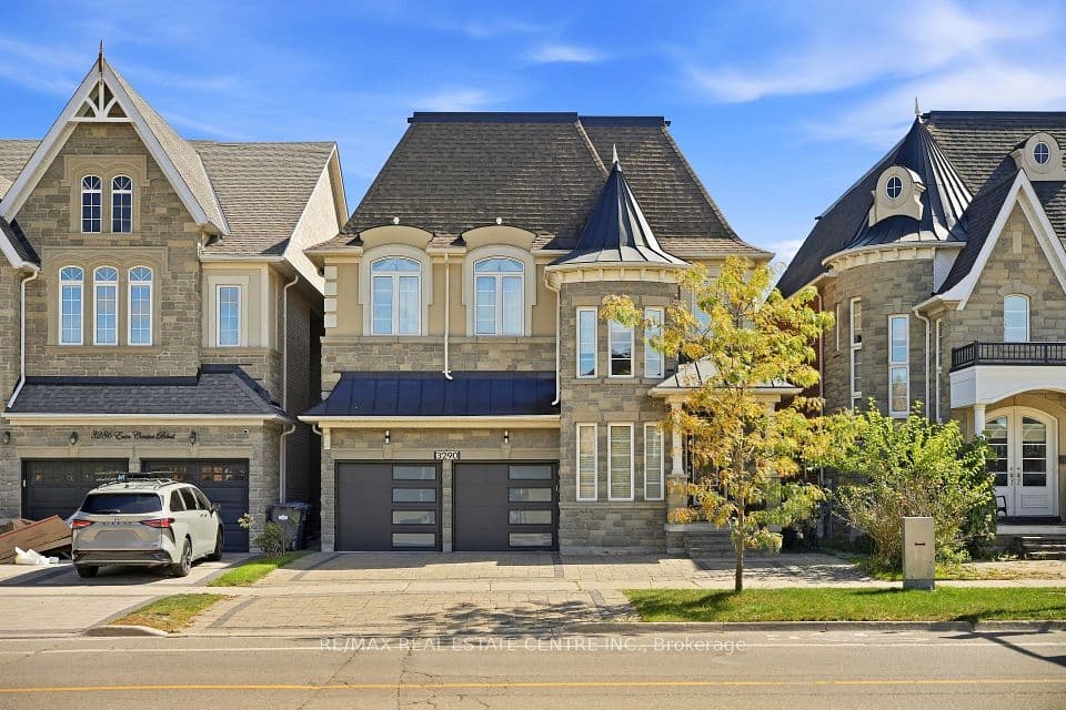 3290 Erin Centre Boulevard, Mississauga, ON L5M 0K9 – main photo