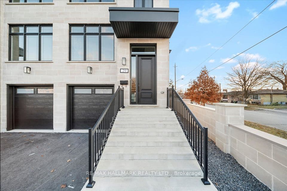 27 Antonio Court 1B, Toronto, ON M9L 2J7 – photo 2