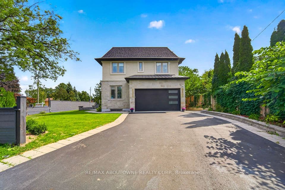 408 Seabourne Drive, Oakville, ON L6L 4G1 – photo 2