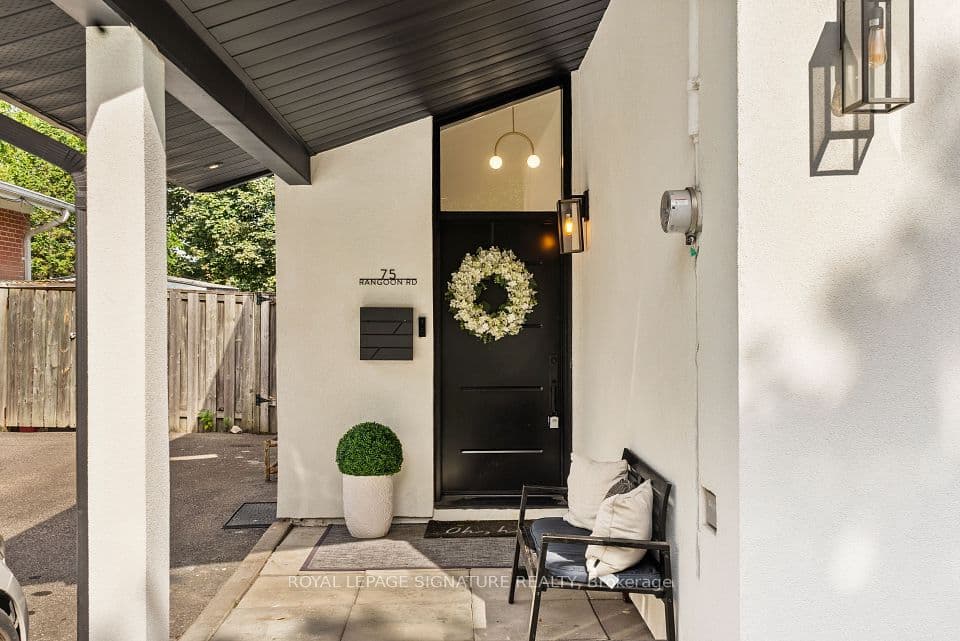75 Rangoon Road, Toronto, ON M9C 4N8 – photo 2