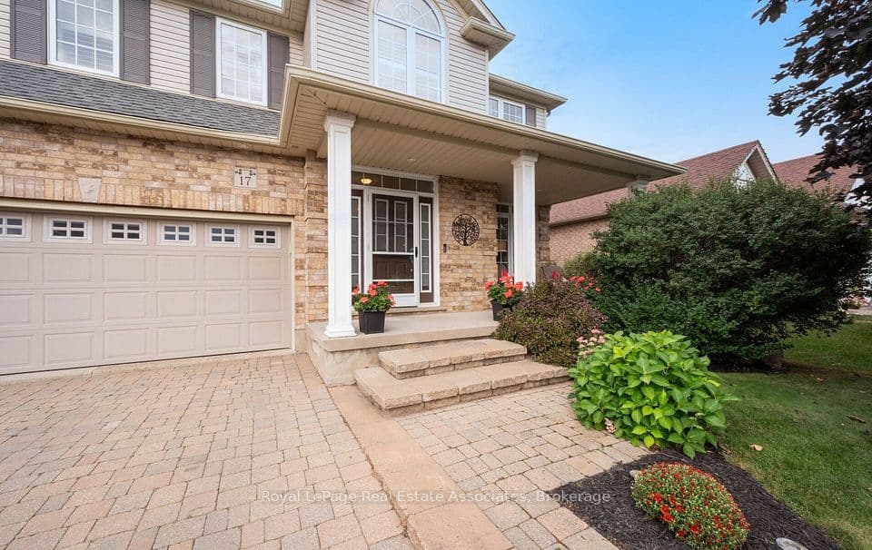 17 Nelles Street, Halton Hills, ON L7J 2Y7 – photo 3