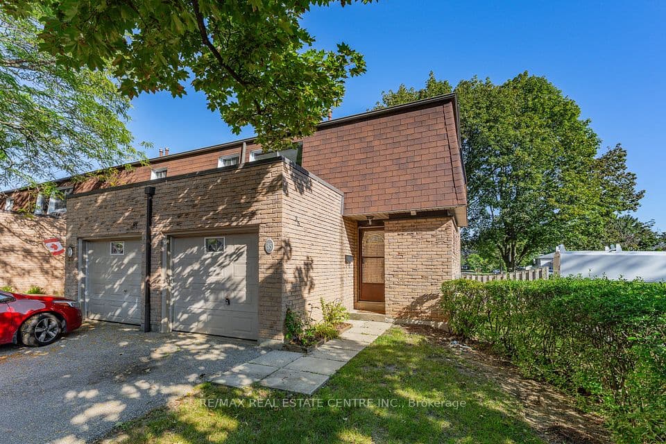 660 Oxford Road 35, Burlington, ON L7N 3M1 – photo 2