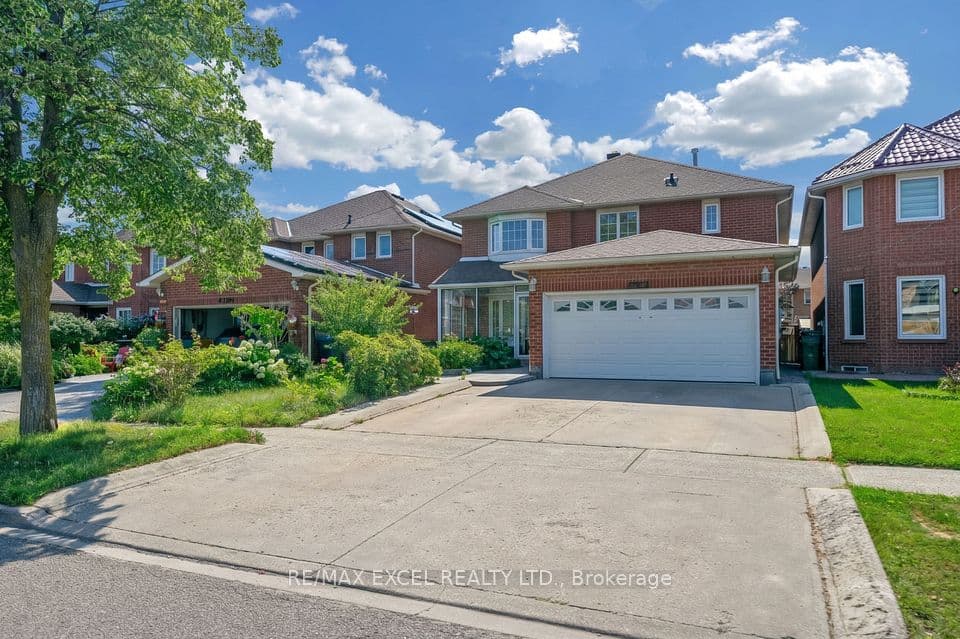4388 Guildwood Way, Mississauga, ON L5R 2A4 – main photo