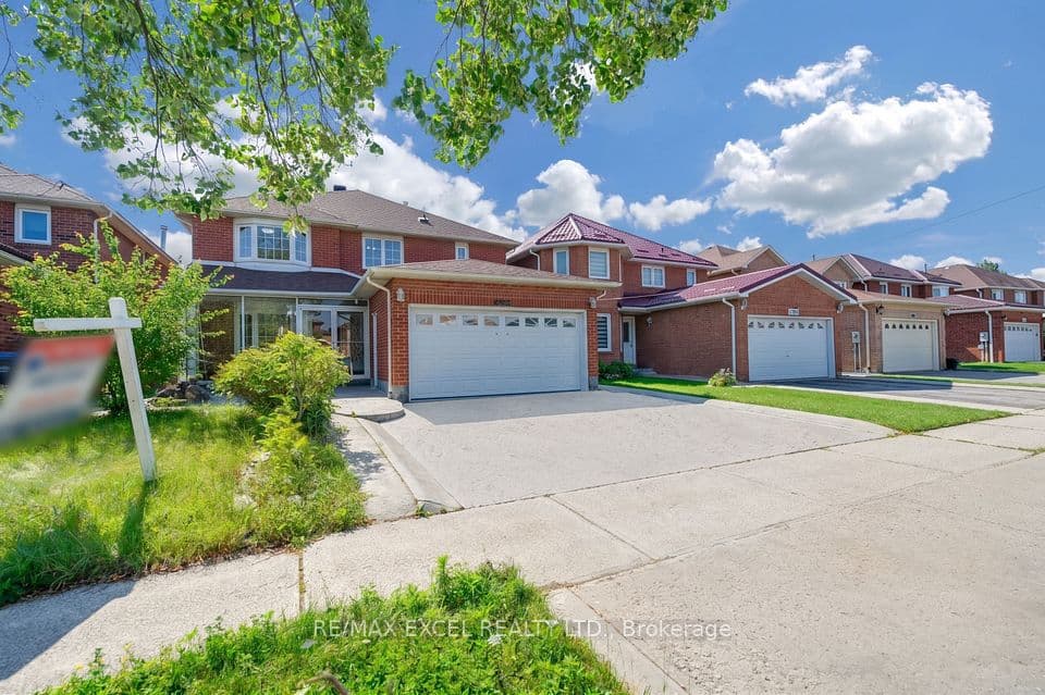 4388 Guildwood Way, Mississauga, ON L5R 2A4 – photo 3
