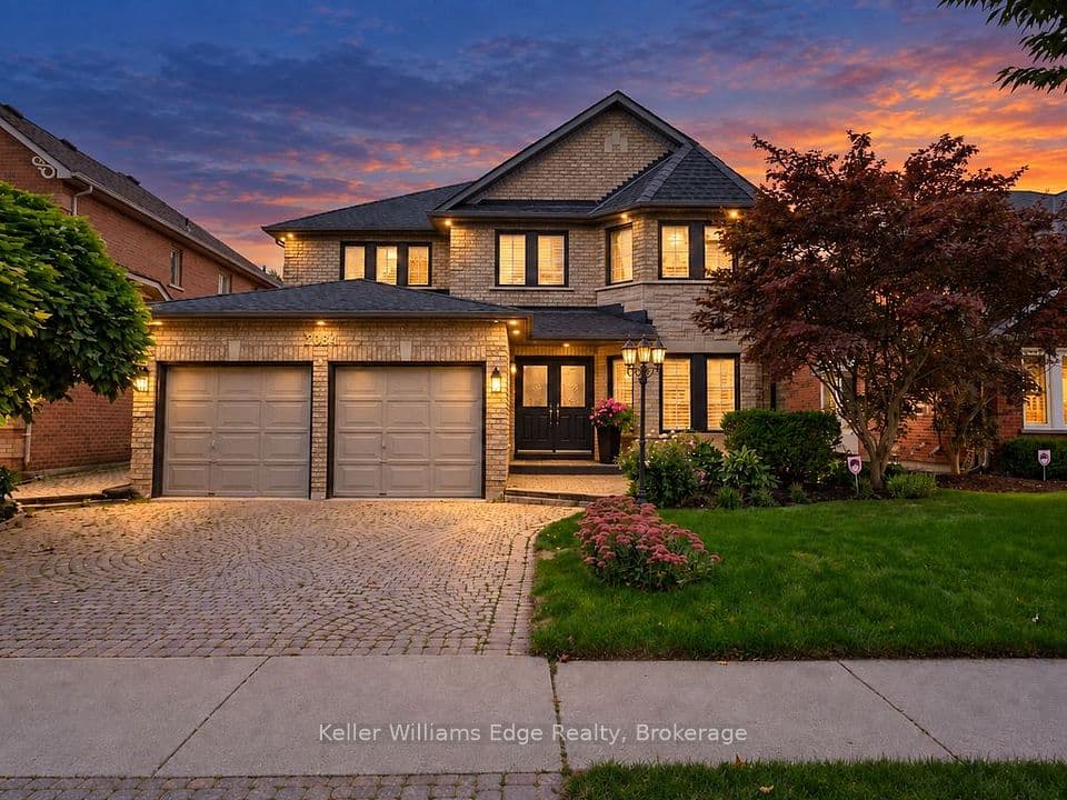 2084 Mckerlie Crescent, Burlington, ON L7M 4E8 – main photo