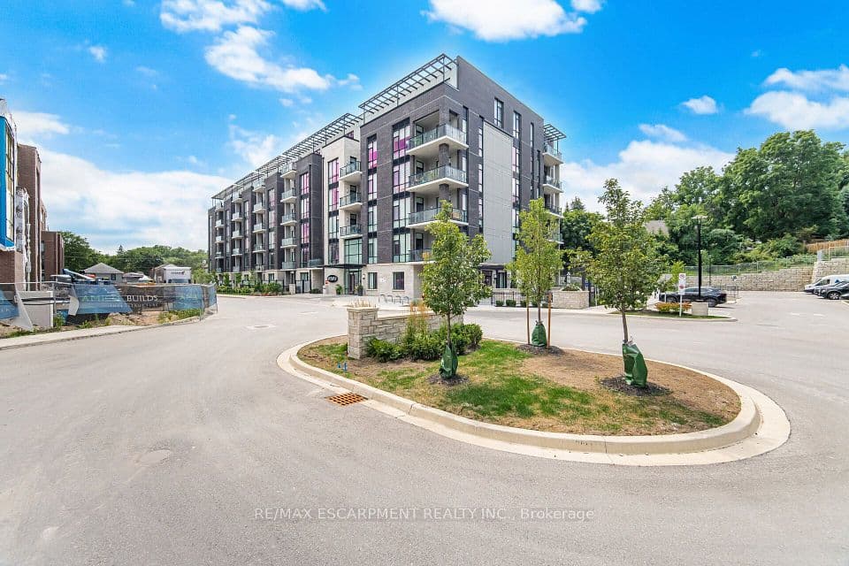 42 Mill Street 210, Halton Hills, ON L7G 0P9 – photo 2