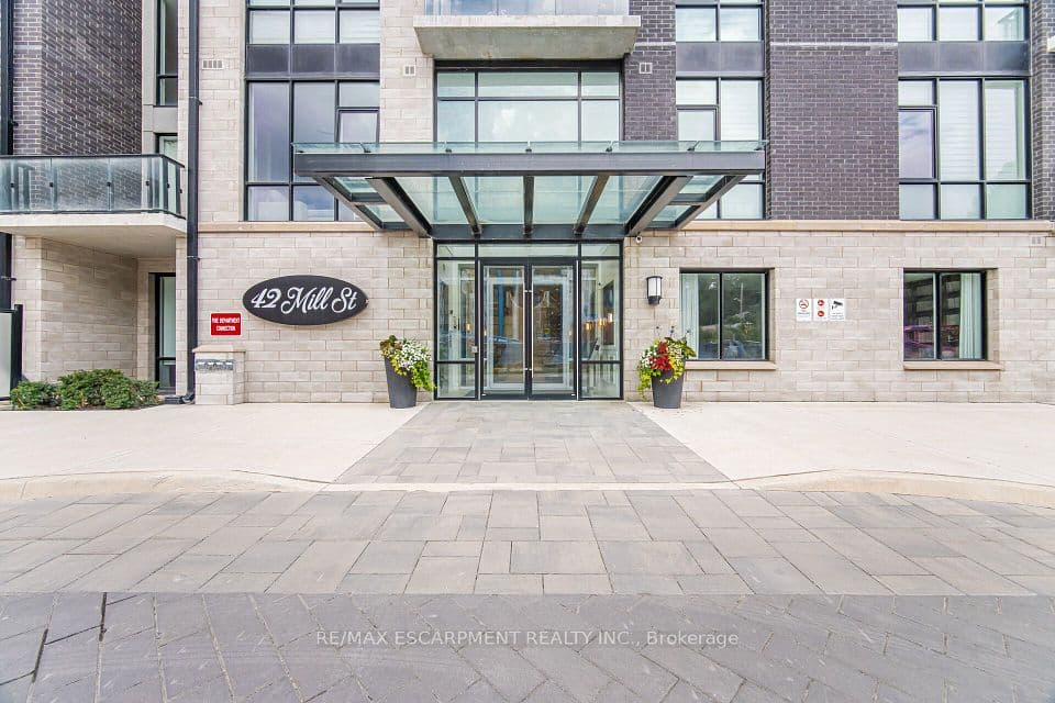 42 Mill Street 210, Halton Hills, ON L7G 0P9 – photo 3