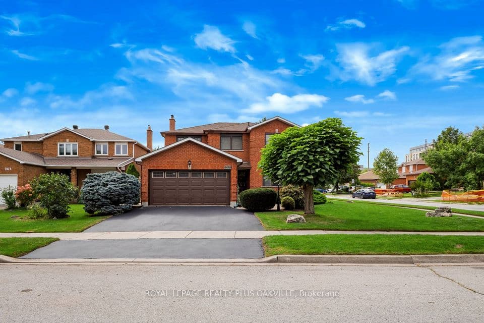 279 Hickory Circle, Oakville, ON L6H 4V3 – photo 2