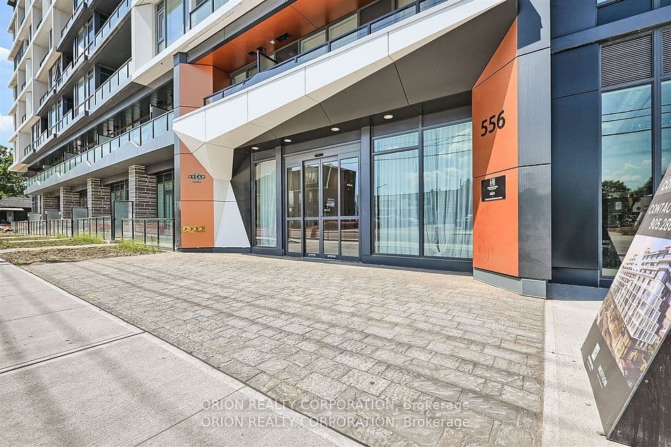 556 Marlee Avenue 110, Toronto, ON M6B 0B1 – photo 3
