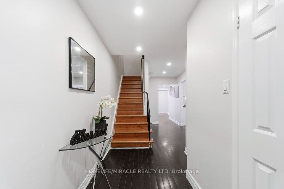 26 Abell Drive, Brampton, ON L6V 2V8 – photo 3