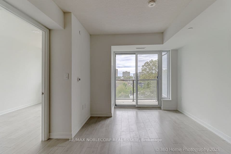 556 Marlee Avenue 508, Toronto, ON M6B 0B1 – photo 3