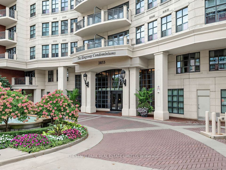 2855 Bloor Street W 311, Toronto, ON M8X 3A1 – photo 2