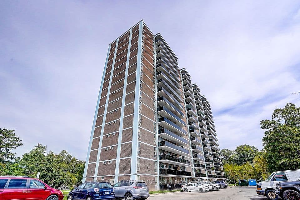 235 Grandravine Drive 201, Toronto, ON M3N 1J2 – photo 3