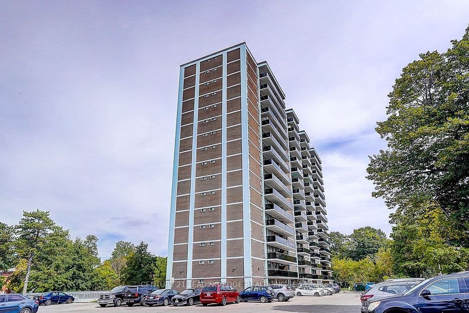 235 Grandravine Drive 201, Toronto, ON M3N 1J2 – photo 2