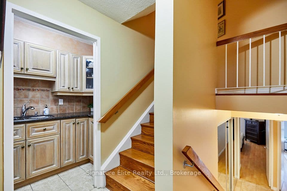 288 Mill Road C35, Toronto, ON M9C 4X7 – photo 3