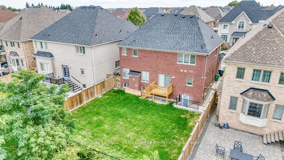 38 Rhapsody Crescent, Brampton, ON L6P 4E8 – photo 2