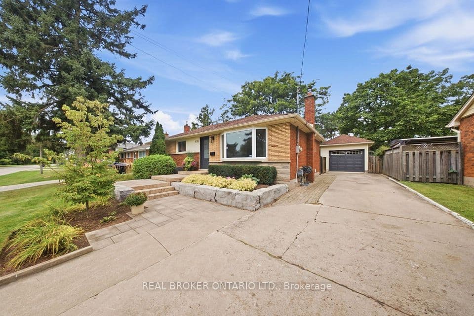 505 Enfield Road, Burlington, ON L7T 2X5 – photo 2