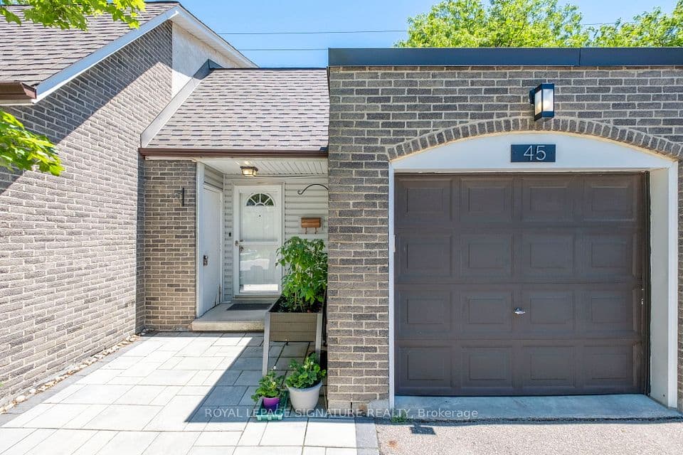 2440 Bromsgrove Road 45, Mississauga, ON L5J 4J7 – photo 2