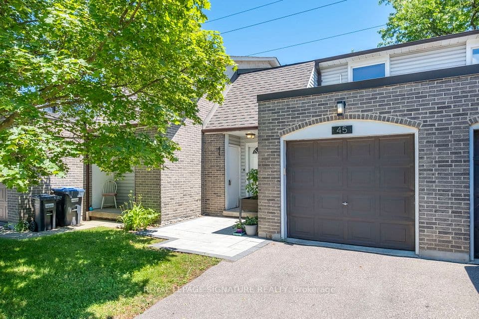 2440 Bromsgrove Road 45, Mississauga, ON L5J 4J7 – main photo