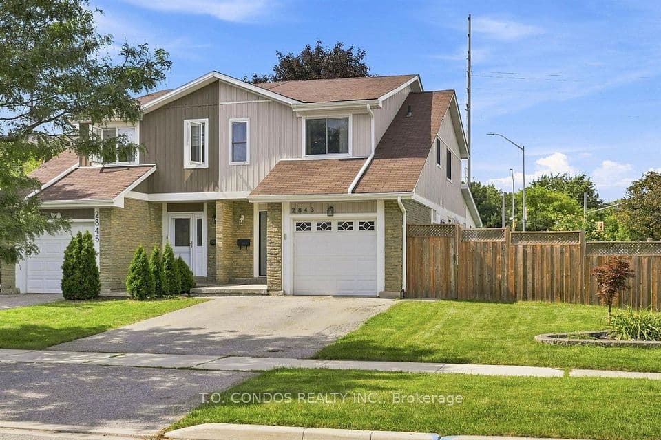 2843 Arvida Circle, Mississauga, ON L5N 1R4 – photo 2