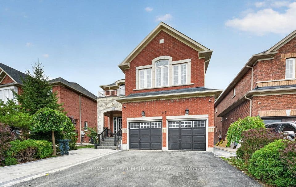 37 Denim Drive, Brampton, ON L6P 2R3 – photo 2