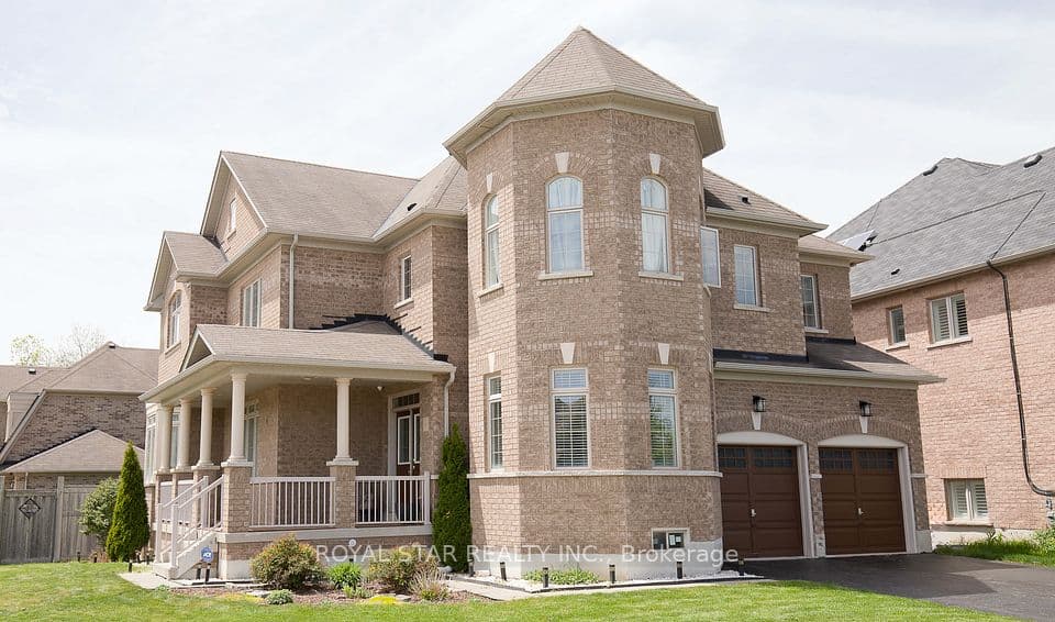 4 Berkwood Hollow, Brampton, ON L6Y 0X6 – main photo