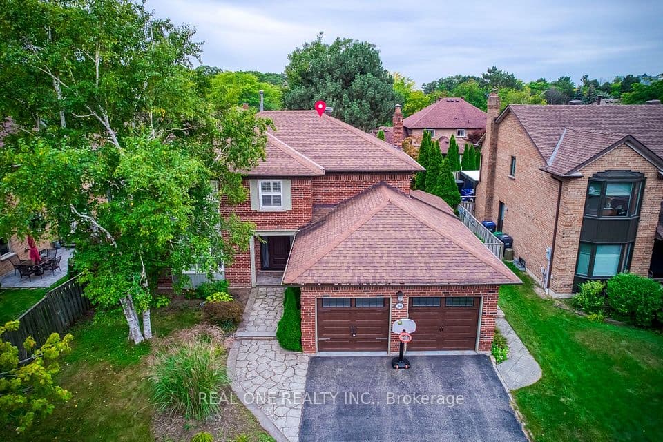 3944 Glamis Court, Mississauga, ON L5L 3N5 – main photo