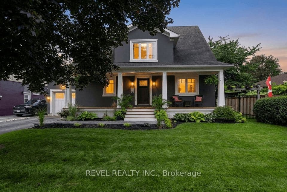100 ROBINWOOD Crescent, Milton, ON L9T 2C3 – main photo