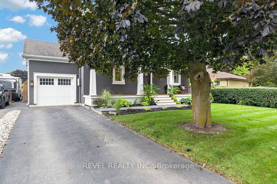 100 ROBINWOOD Crescent, Milton, ON L9T 2C3 – photo 3